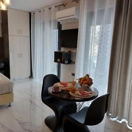 Elite Luxury 阿尔戈斯托利翁