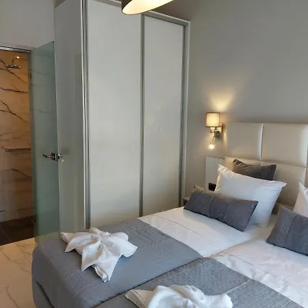 Elite Luxury Apartment